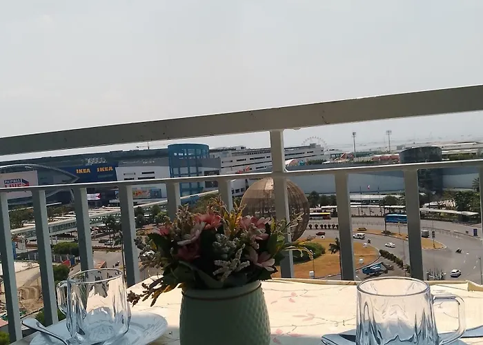 1553 Moa View Bigcut *
